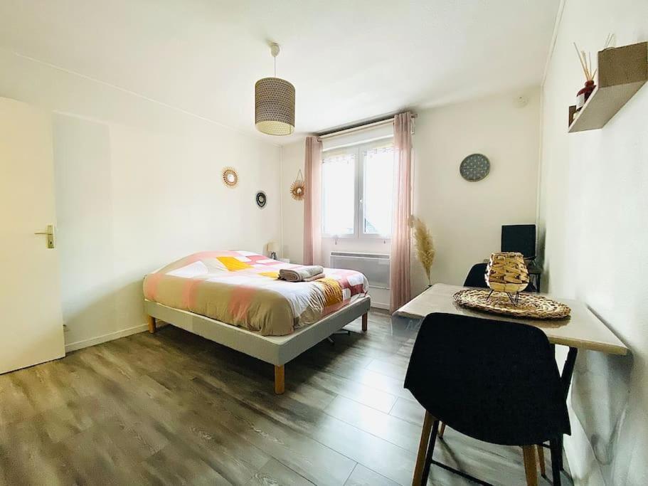 Apartamento Au Calme Confort & Proche Centre Le Mans Exterior foto